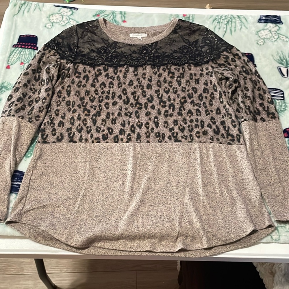 Pretty Maurice’s lace and leopard top
